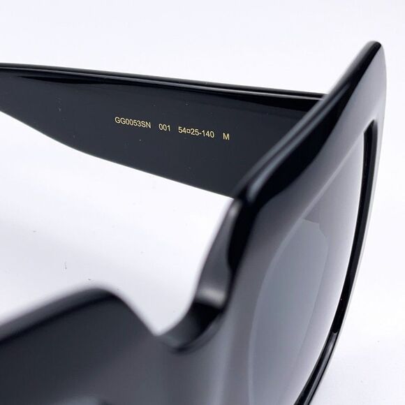 NEW Gucci  GG0053SN 001 Black Gray Oversized Square Unisex Sunglasses - Picture 13 of 14
